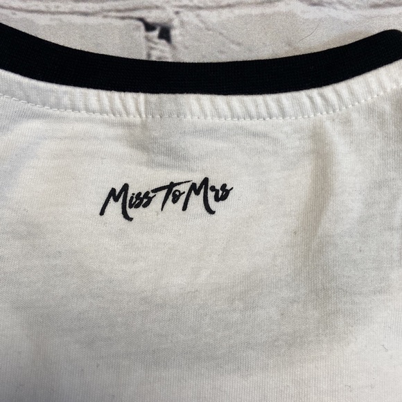 Small Miss to Mrs T-Shirt - Picture 4 of 4